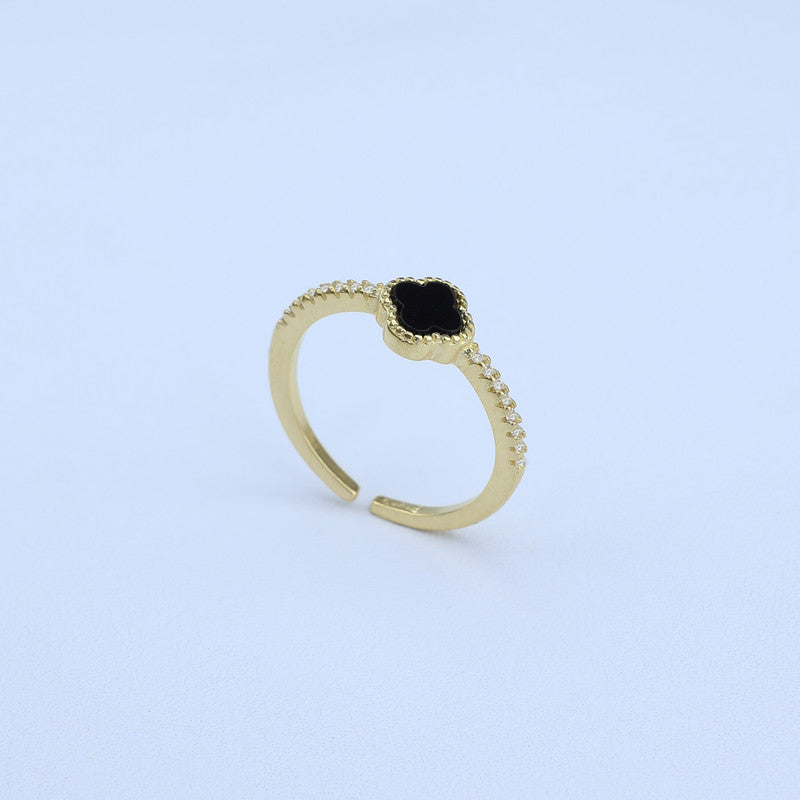 ANILLO AJUSTABLE CENTRO TREBOL NEGRO Y LINEA ZIRCONES 701039
