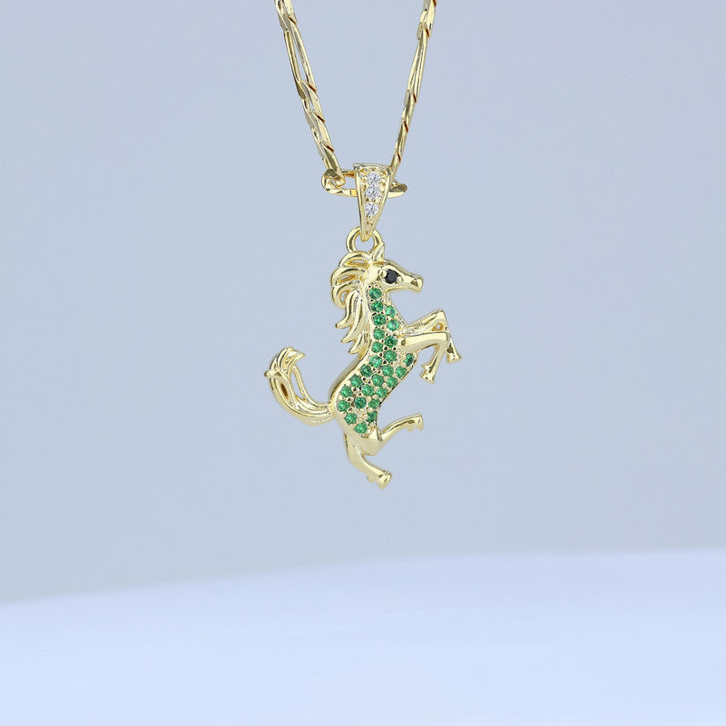 DIJE CABALLO 28*15MM CON ZIRCONES VERDES 706668