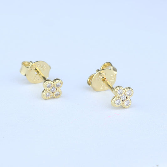 TOPO TREBOL CON TACHUELAS CRISTAL LT 5MM 711655