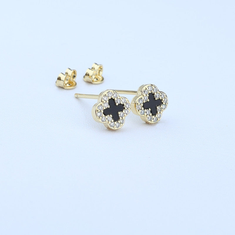 TOPO TREBOL 7*7MM FONDO NEGRO BORDE ZIRCONES 711528